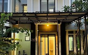 Cosmo Park Town House